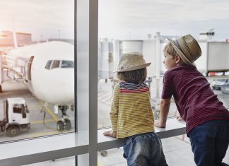 Make Tedious Travel Hassle Free – Travelling With Kids!
